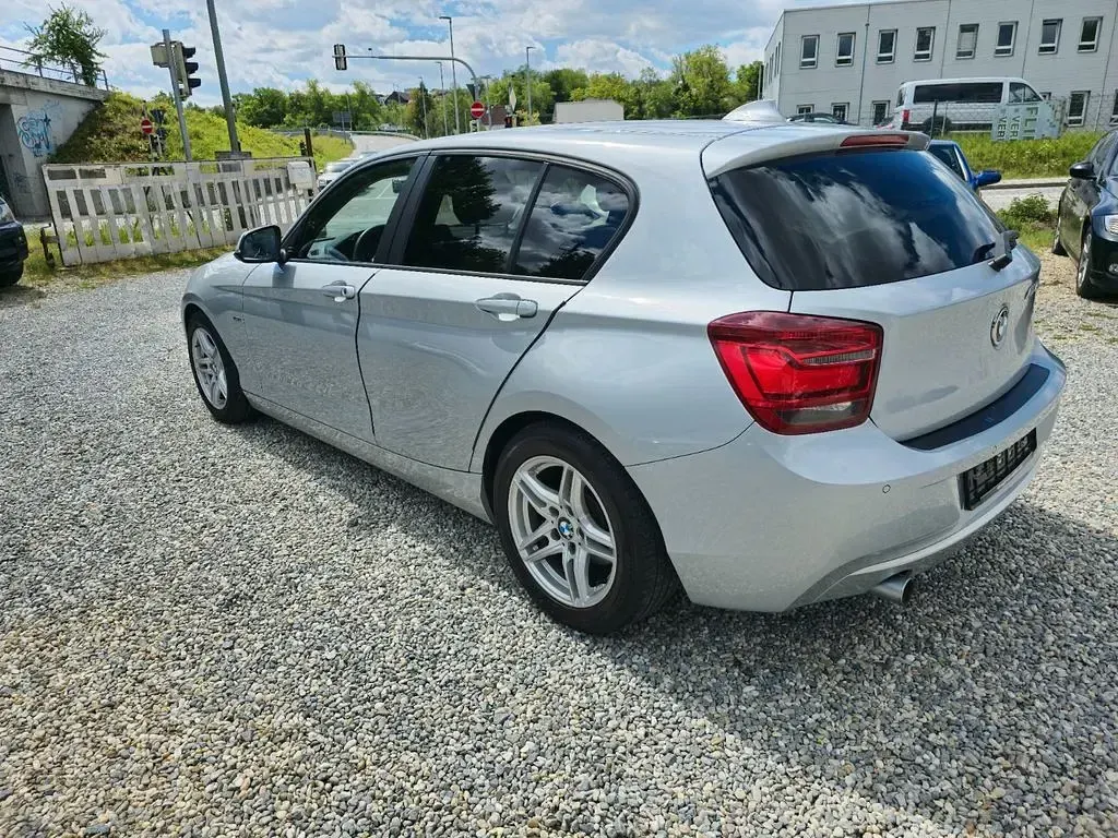 Używany BMW 116 Efficient Dynamics 116 KM (85 kW) 2012 Srebrny Hatchback
