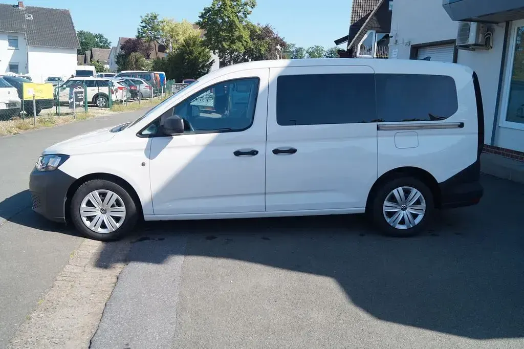 Gebraucht VW Caddy 102 PS (75 kW) 2022 Weiß Van / Kleinbus