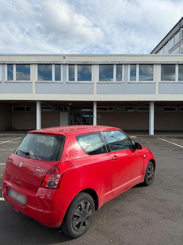 Gebraucht Suzuki Swift 92 PS (67 kW) 2009 Rot Kleinwagen