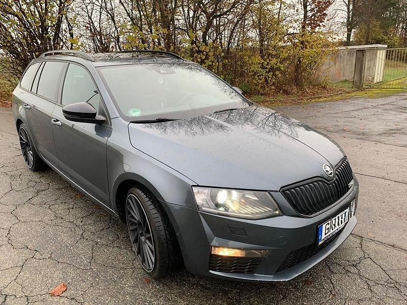 Gebraucht Skoda Octavia RS 184 PS (135 kW) 2015 Grau Kleinwagen
