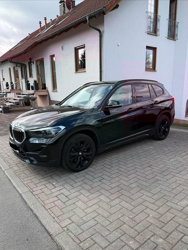 Gebraucht BMW X1 Sport Line 190 PS (139 kW) 2020 Schwarz SUV