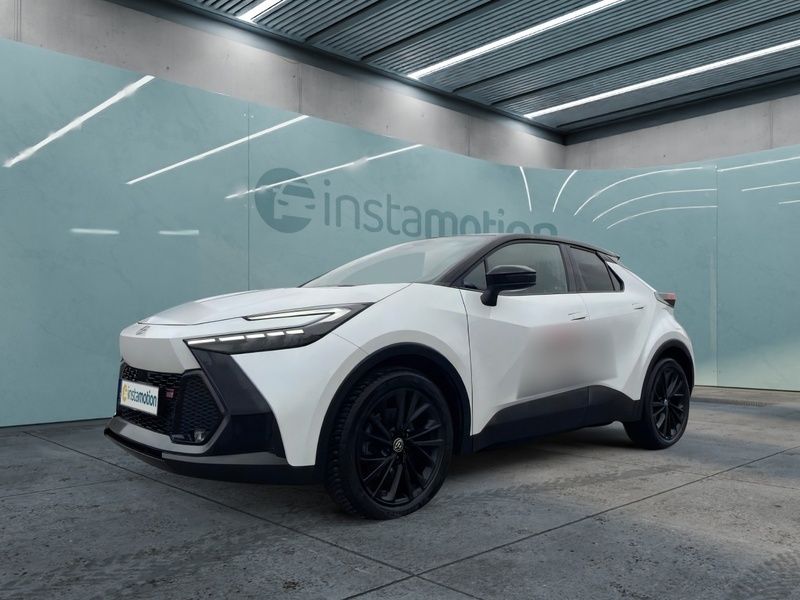 Grau Gebraucht 2024 Toyota C-HR Sport SUV | 40.640 € - Bild 1/3