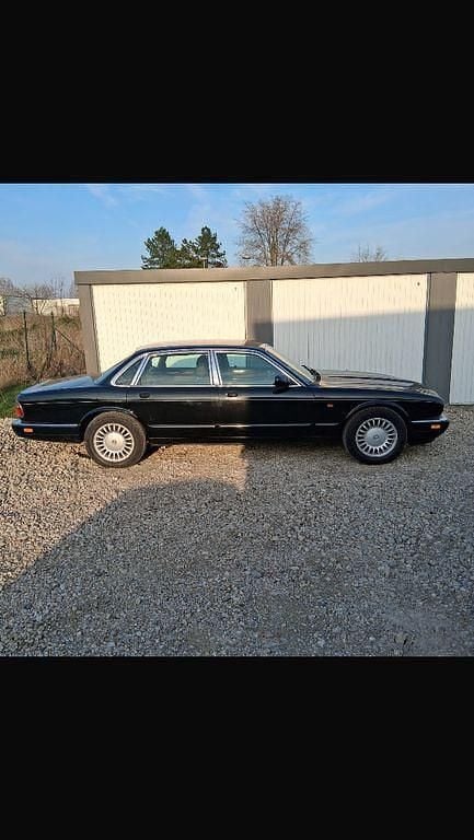 Gebraucht Jaguar XJ Sovereign 241 PS (177 kW) 1995 Schwarz Limousine