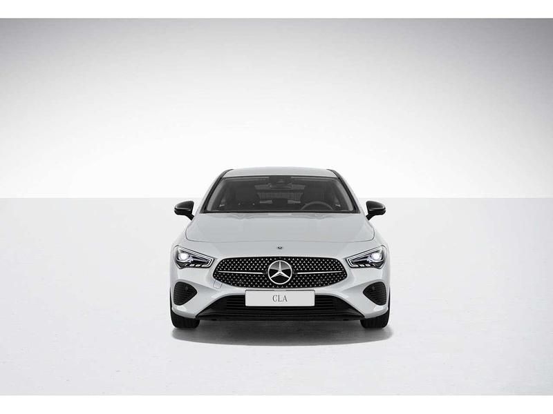 Gebraucht Mercedes CLA180 136 PS (100 kW) 2024 Digitalweiß Limousine