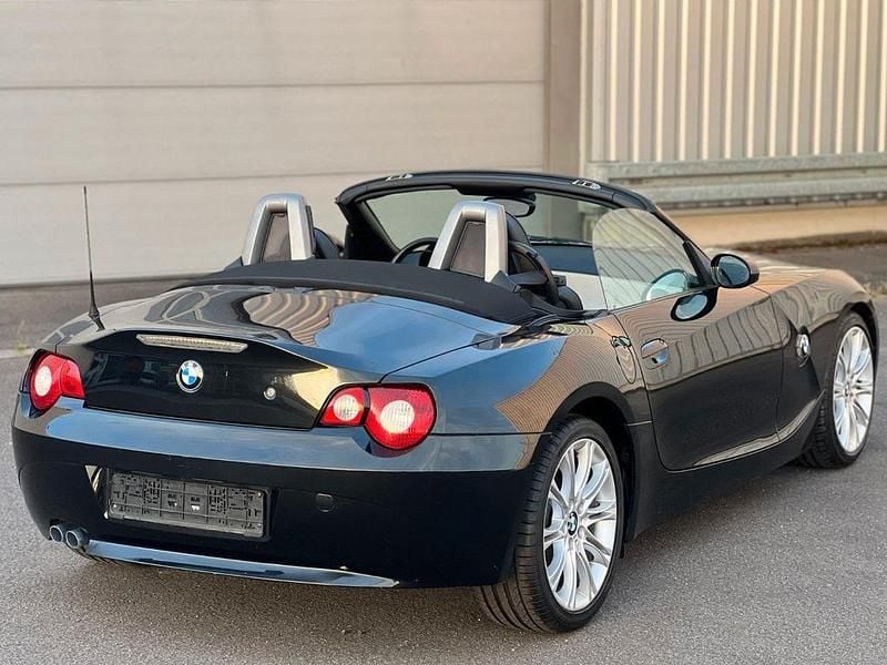 Gebraucht BMW Z4 Sport Line 218 PS (160 kW) 2007 Schwarz Cabrio