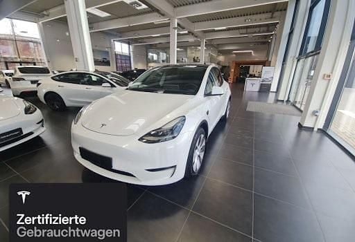 Gebraucht Tesla Model Y 273 kW (372 PS) 2023 Weiß SUV