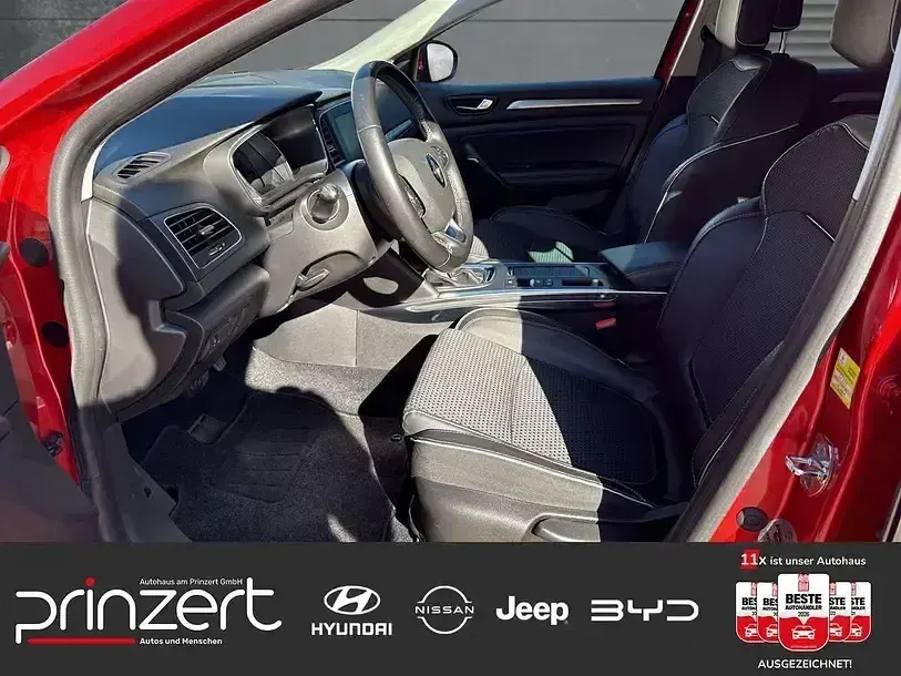 Gebraucht Renault Mégane IV Bose Edition 140 PS (102 kW) 2019 Feuerrot Limousine