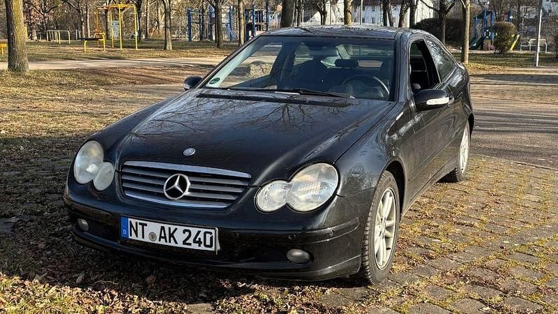 Gebraucht Mercedes C230 268 PS (197 kW) 2001 Schwarz Coupé