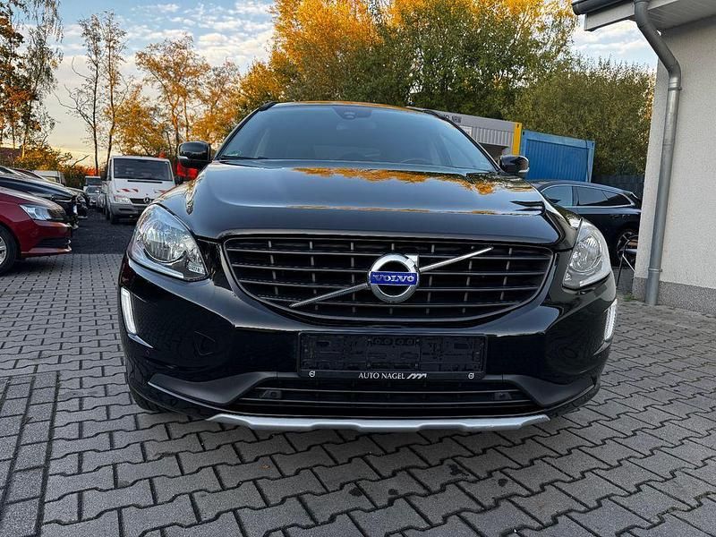 Gebraucht Volvo XC60 Kinetic 150 PS (110 kW) 2016 Schwarz SUV