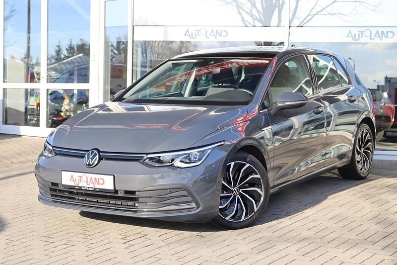 Gebraucht VW Golf VIII Style 150 PS (110 kW) 2020 Grau