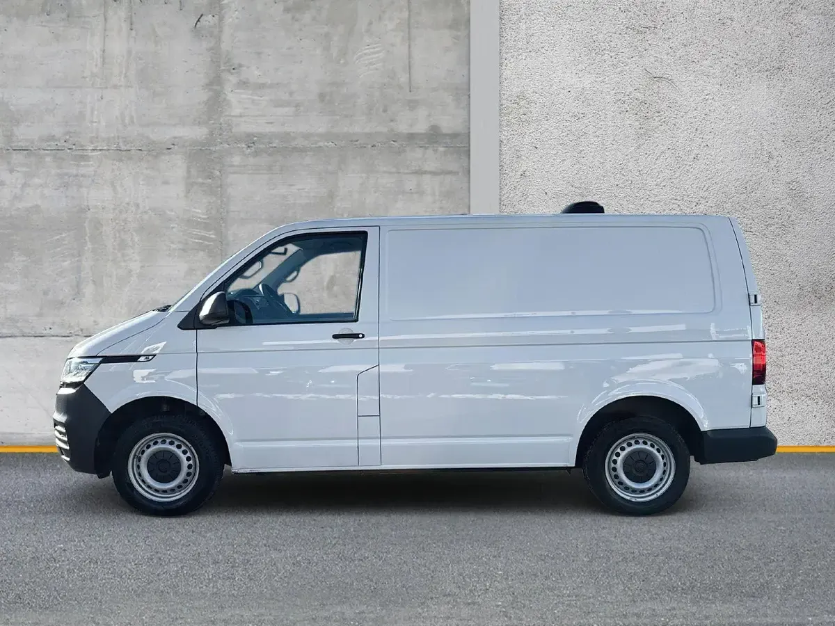 Second-hand VW Transporter 150 CP (110 kW) 2020 Alb Van