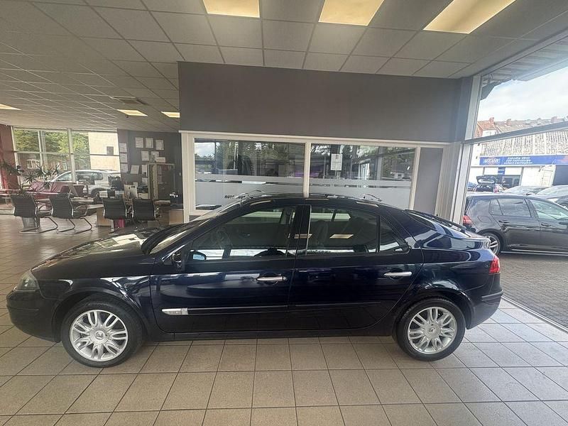 Blau Gebraucht 2005 Renault Laguna II Privilege Limousine | 2.490 € (Etwas zu teuer) - Bild 1/4