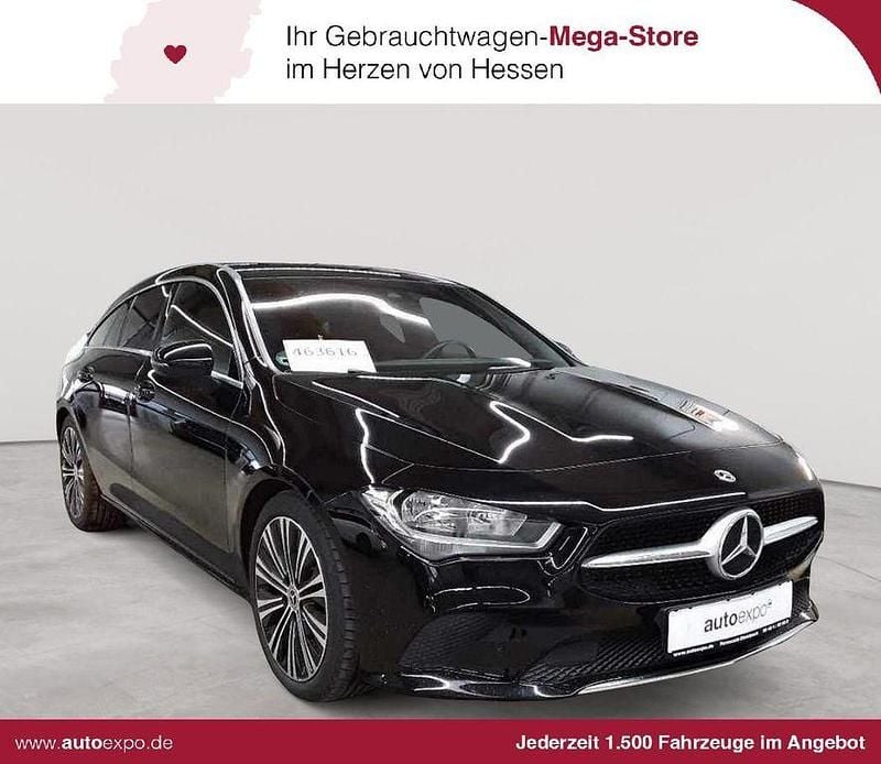 Schwarz Gebraucht 2022 Mercedes CLA200 Progressive Limousine | 20.889 € (Superpreis) - Bild 1/4