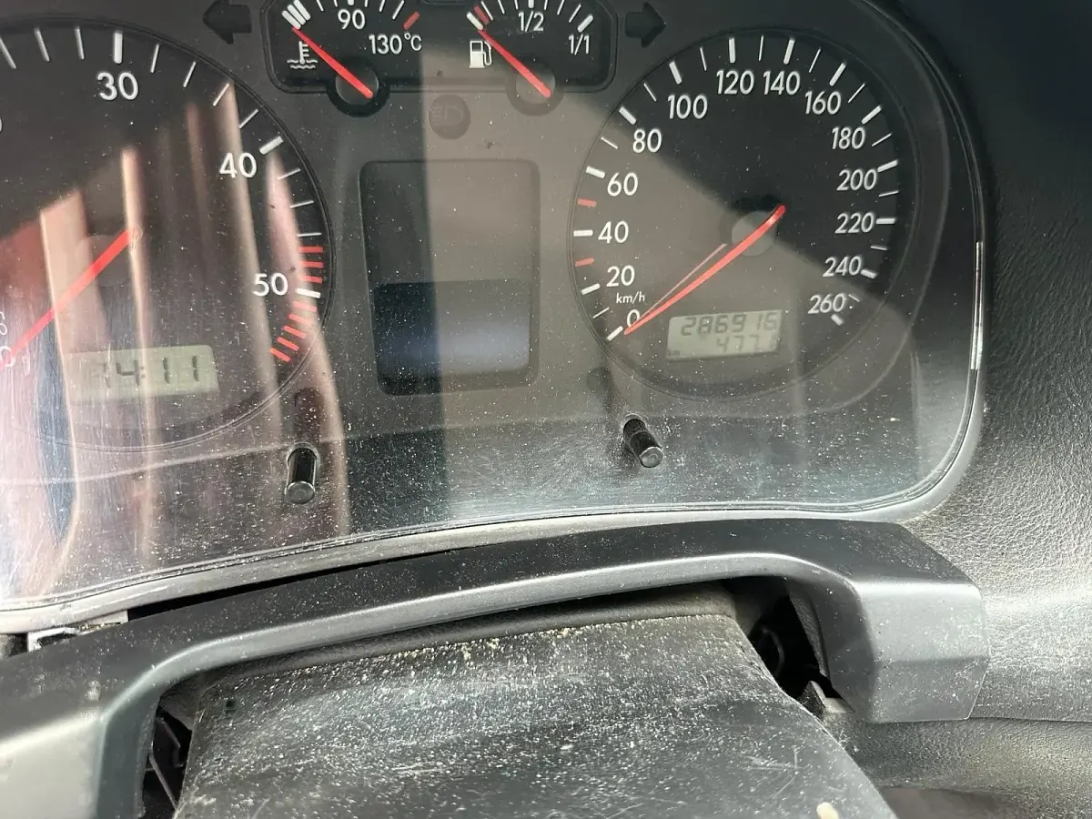 Gebraucht VW Golf IV 2002 Schwarz Kleinwagen