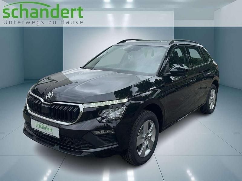 Schwarzmagic perleffekt Gebraucht 2025 Skoda Kamiq Essence SUV | 22.770 € (Fairer Preis) - Bild 1/4