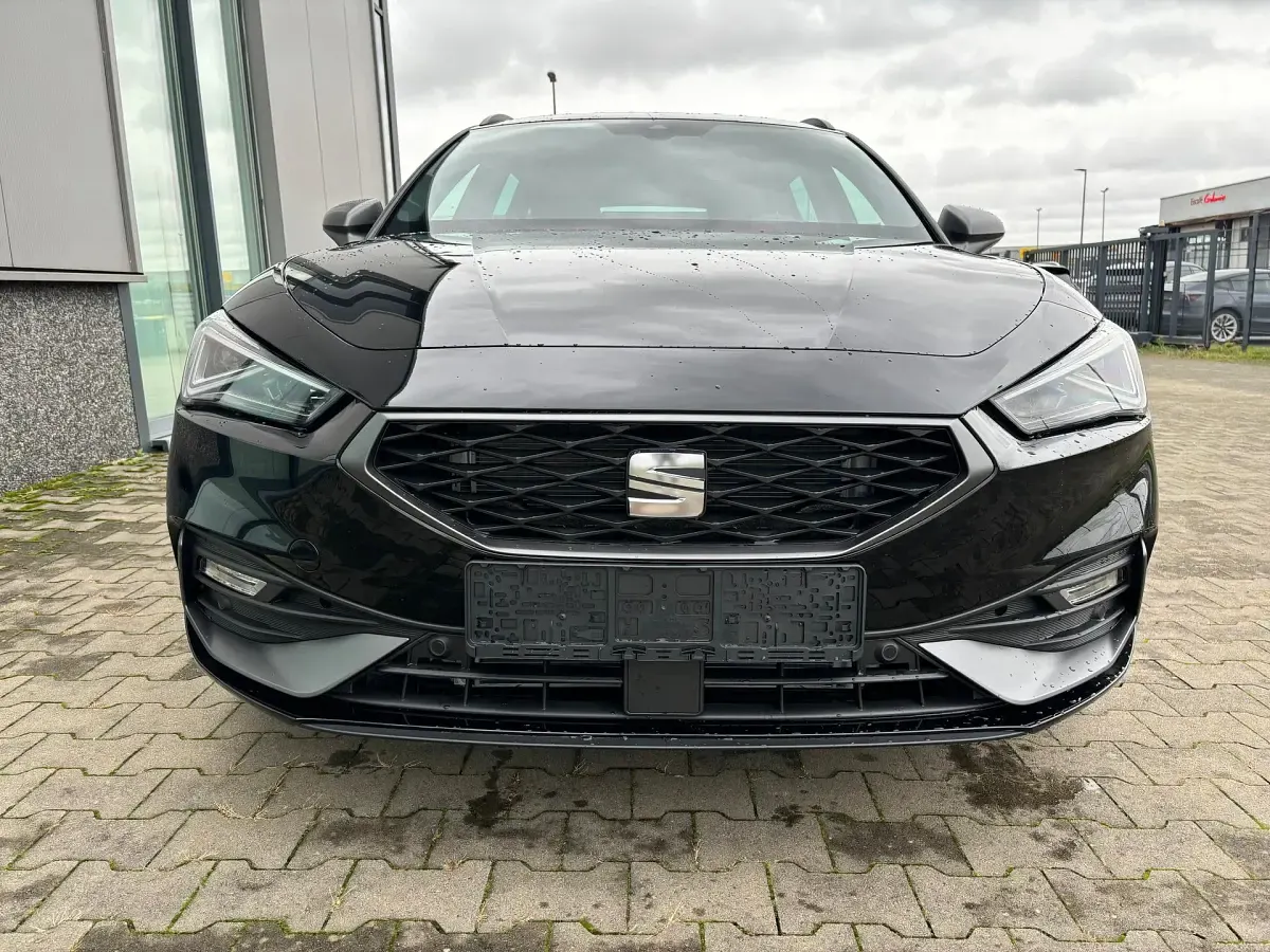 Neu Seat Leon FR 116 PS (85 kW) 2026 Wählbar Kombi