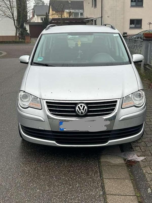 Gebraucht VW Touran Trendline 102 PS (75 kW) 2007 Van / Kleinbus