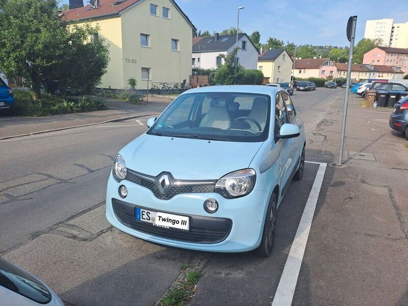 Blau Gebraucht 2015 Renault Twingo Intens Kleinwagen | 6.290 € (Guter Preis) - Bild 1/4