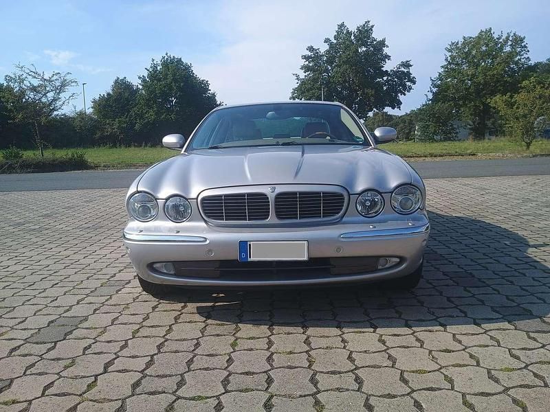 Gebraucht Jaguar XJ8 258 PS (189 kW) 2004 Silber Limousine