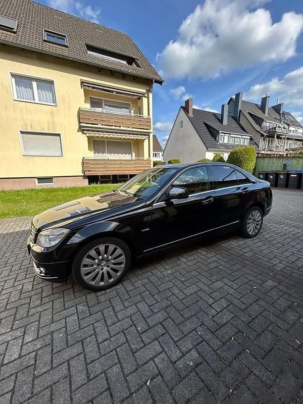 Gebraucht Mercedes C320 Elegance 224 PS (164 kW) 2008 Schwarz Limousine