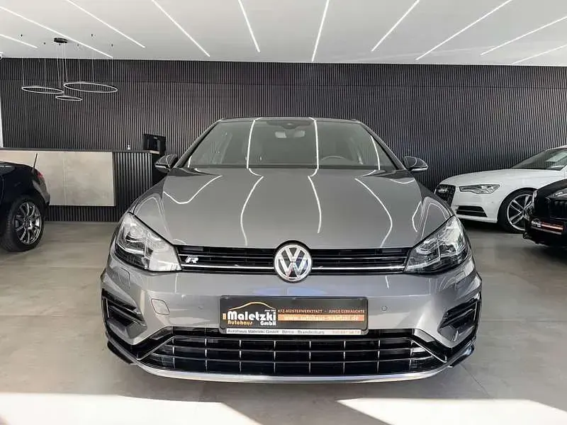 Używany VW Golf R 300 KM (220 kW) 2019 Szary Coupe