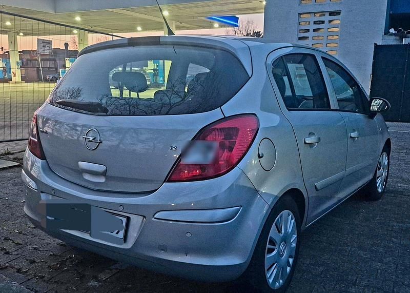 Gebraucht Opel Corsa 80 PS (58 kW) 2007 Grau Kleinwagen