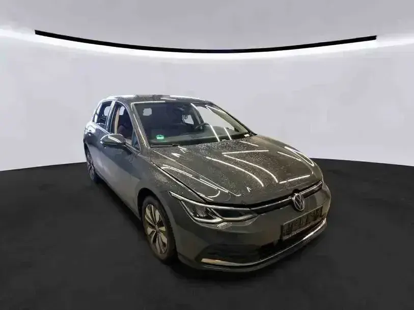 Gebraucht VW Golf VIII Move 110 PS (80 kW) 2024 Grau Limousine
