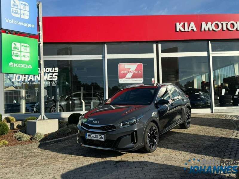Grau Gebraucht 2024 Kia XCeed Comfort SUV | 28.820 € (Etwas zu teuer) - Bild 1/4