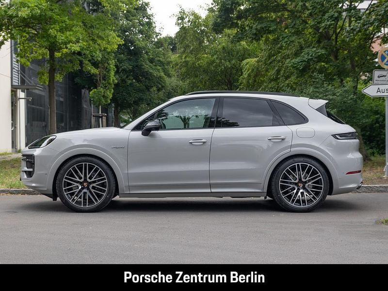 Gebraucht Porsche Cayenne 470 PS (345 kW) 2025 Weiss SUV