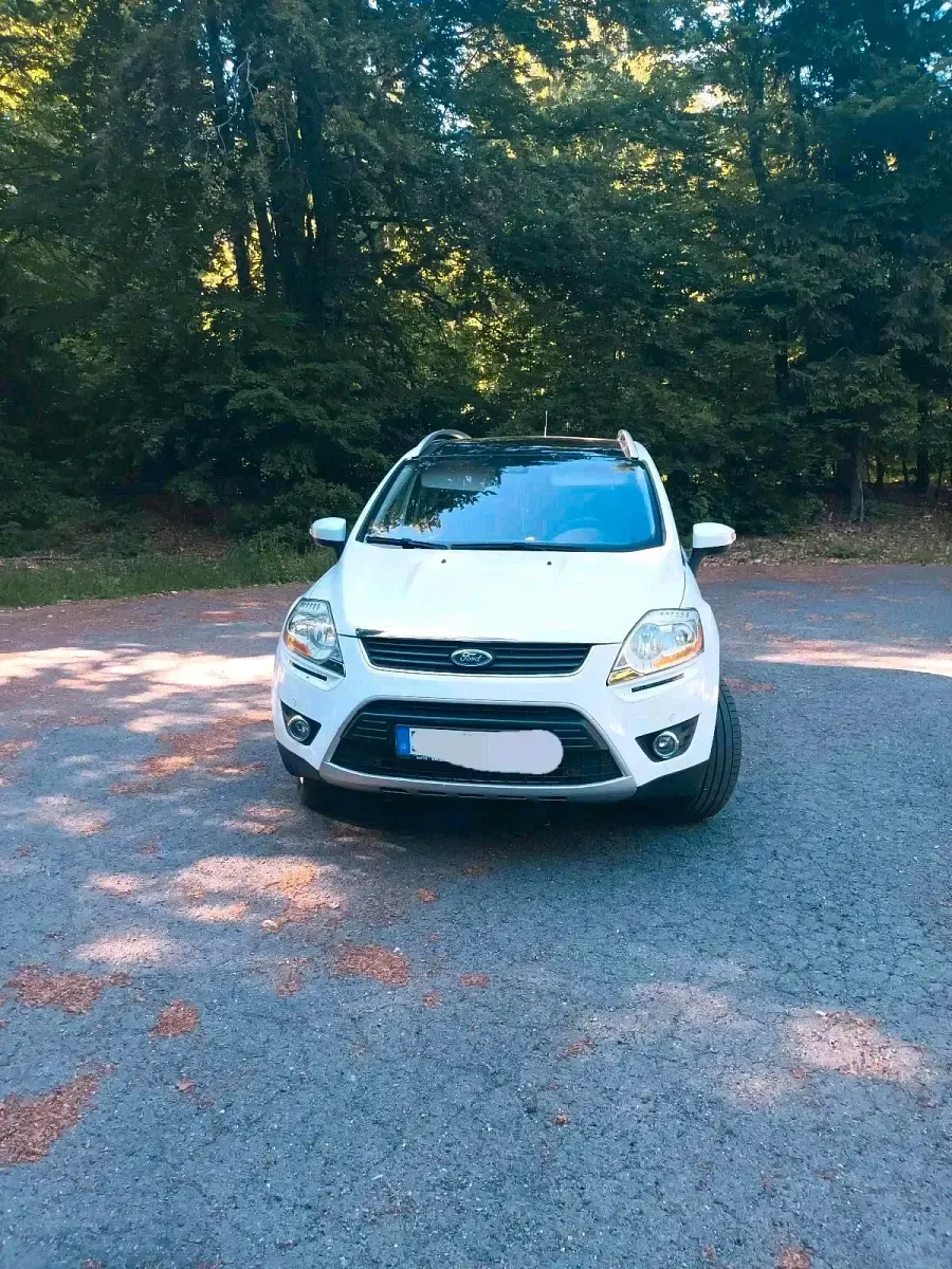 Gebraucht Ford Kuga 140 PS (102 kW) 2012 Weiß SUV