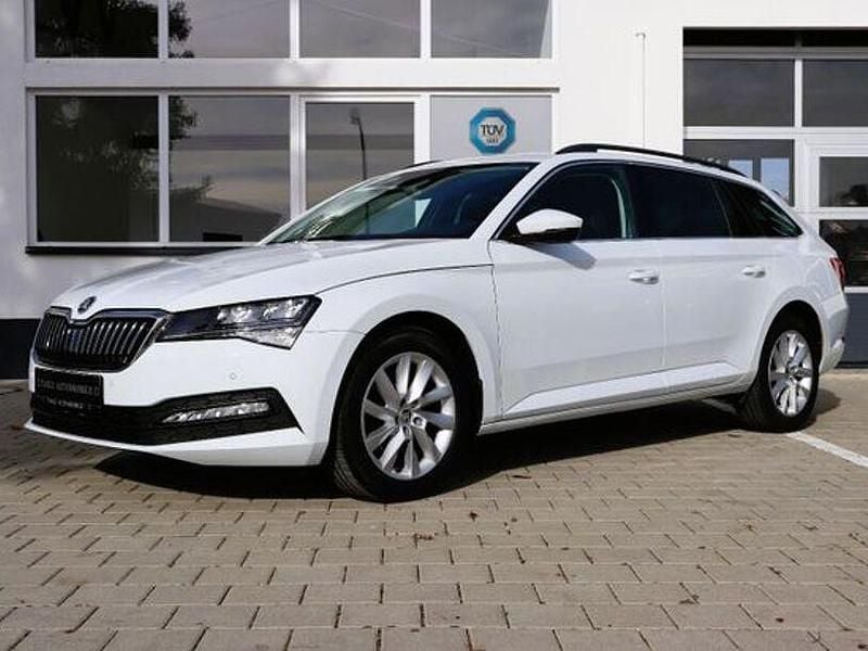 Gebraucht Skoda Superb Ambition 150 PS (110 kW) 2022 Weiß Limousine