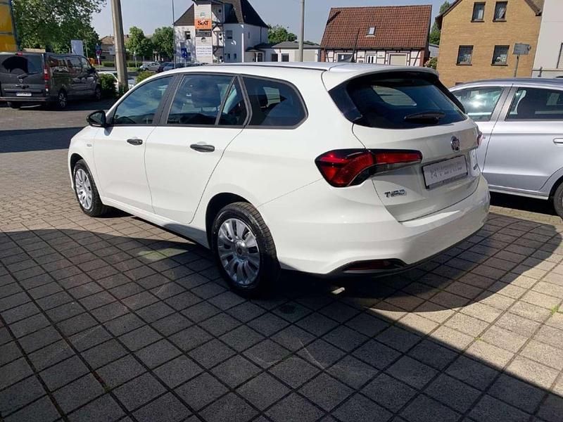 Gebraucht Fiat Tipo 131 PS (96 kW) 2024 Colore esterno (bianco (vr249 Kombi