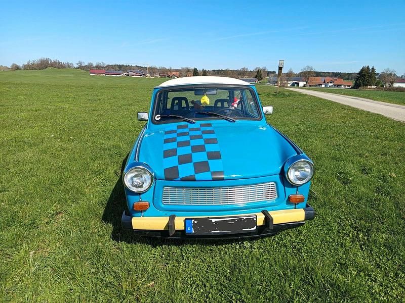 Blau Gebraucht 1972 Trabant 601 Limousine | 2.000 € - Bild 1/4