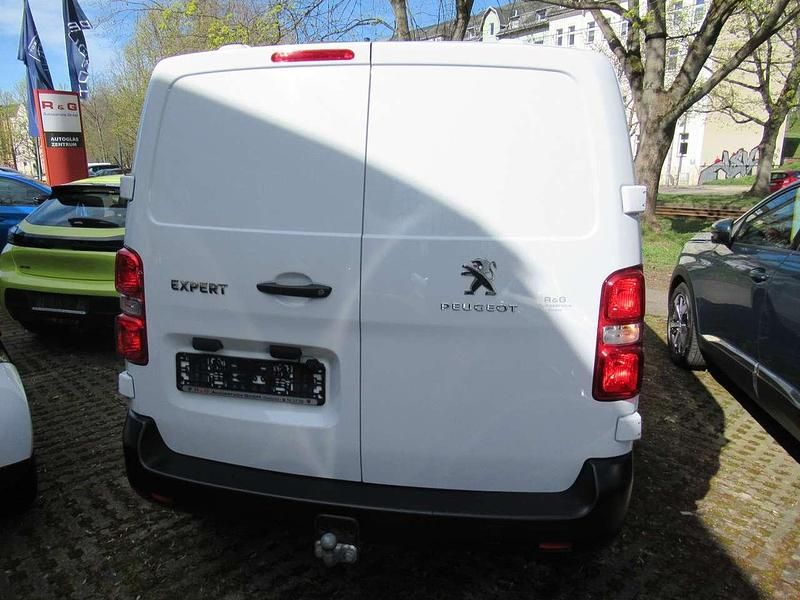 Gebraucht Peugeot Expert Premium 144 PS (105 kW) 2023 Schnee weiß Van