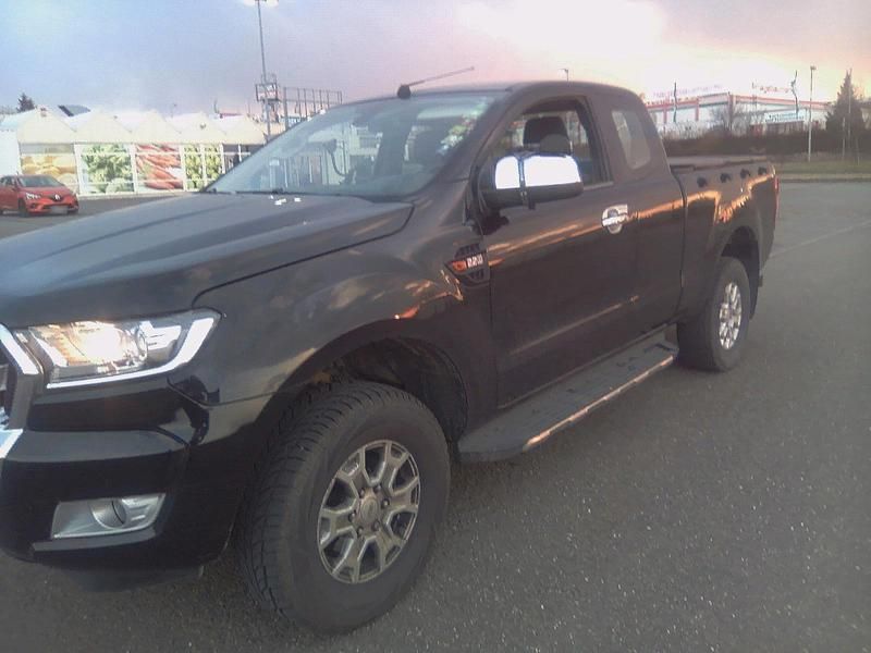 Gebraucht Ford Ranger 163 PS (119 kW) 2019 Schwarz Pickup