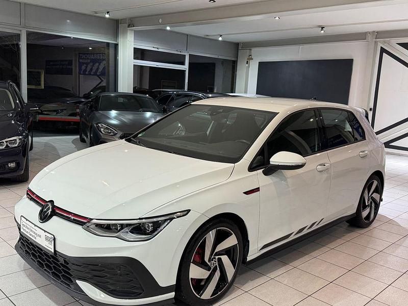 Weiß Gebraucht 2023 VW Golf GTI Clubsport Limousine | 27.990 € (Guter Preis) - Bild 1/4