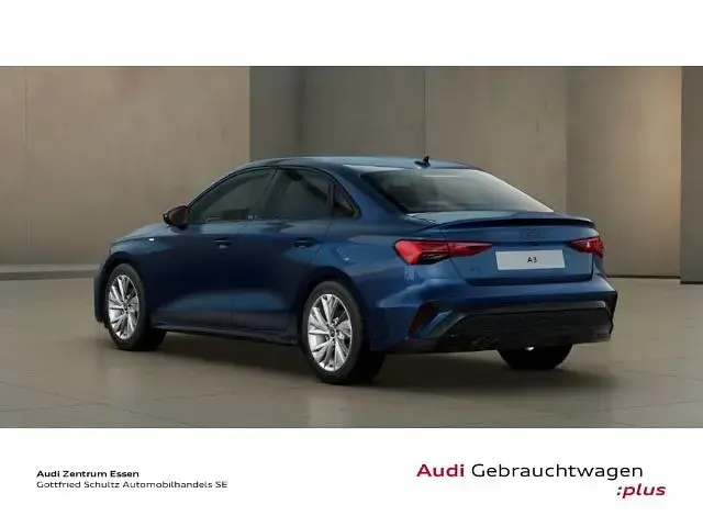 Gebraucht Audi A3 S-Line 116 PS (85 kW) 2025 Blau Limousine