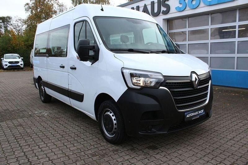 Second-hand Renault Master 145 CP (106 kW) 2021 Alb Monovolum