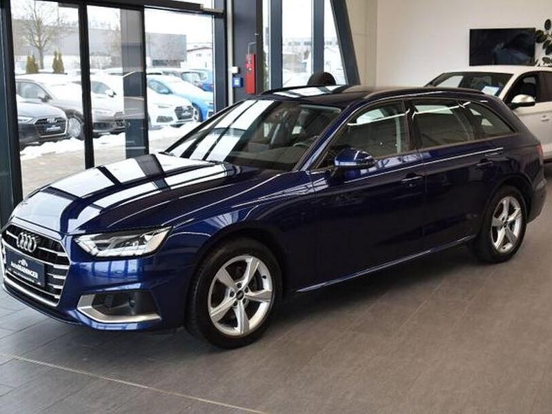 Gebraucht Audi A4 Advanced 163 PS (119 kW) 2021 Blau Kombi