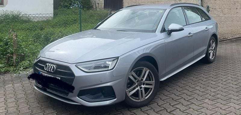 Grau Gebraucht 2020 Audi A4 Kombi | 25.999 € (Fairer Preis) - Bild 1/4
