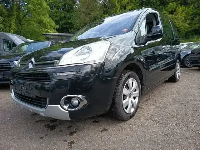 Używany Citroën Berlingo SELECTION 98 KM (72 kW) 2014 Minivan