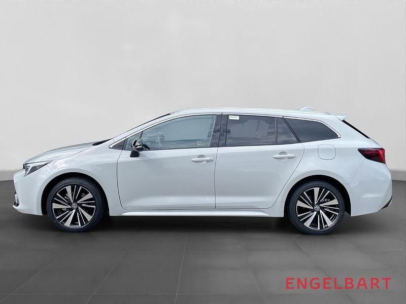 Neu Toyota Corolla 178 PS (130 kW) 2025 Grau Kombi