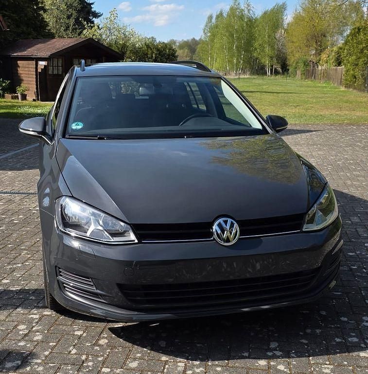 Grau Gebraucht 2015 VW Golf VII Kombi | 8.400 € (Superpreis) - Bild 1/4