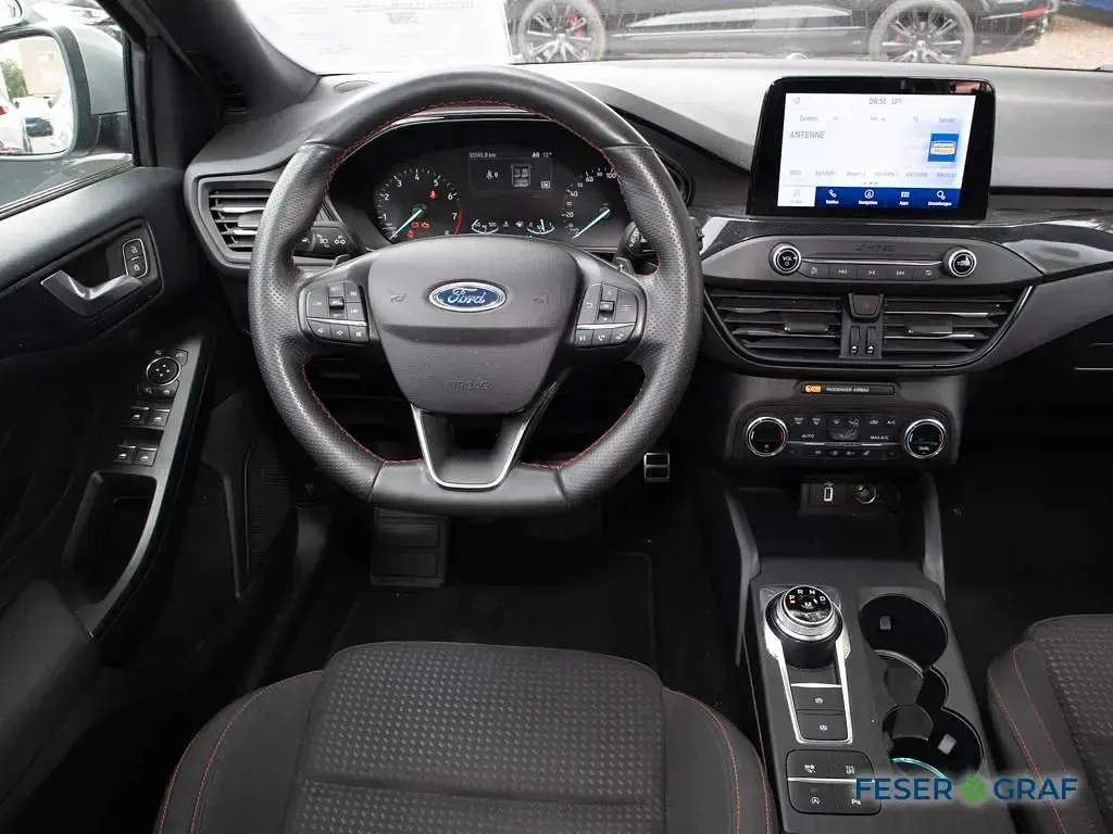 Używany Ford Focus ST-Line 125 KM (91 kW) 2020 Srebrny Kombi