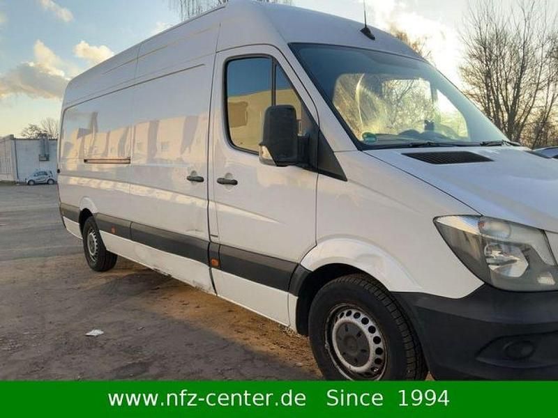 Gebraucht Mercedes Sprinter 163 PS (119 kW) 2018 Arktikweiss Van