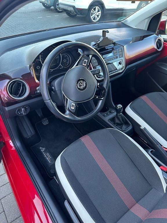 Gebraucht VW up! high up! 60 PS (44 kW) 2018 Rot Kleinwagen
