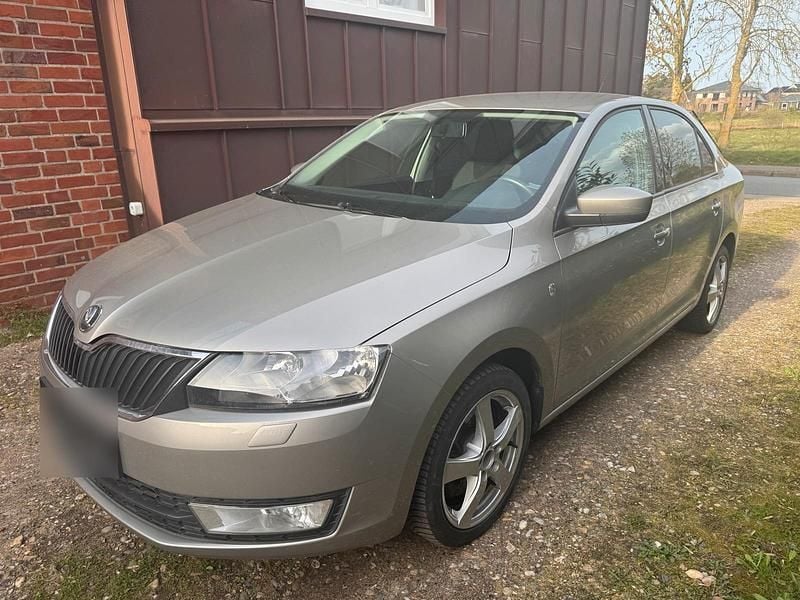 Second-hand Skoda Rapid 122 CP (89 kW) 2013 Argintiu Hatchback