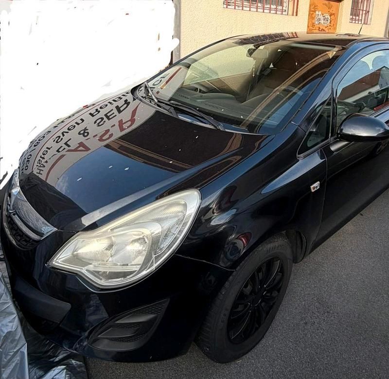 Schwarz Gebraucht 2013 Opel Corsa Kleinwagen | 1.900 € (Superpreis) - Bild 1/4