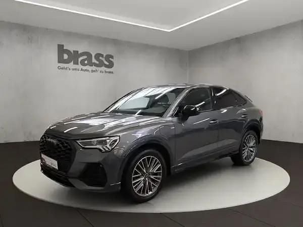 Daytonagrau perleffekt Gebraucht 2022 Audi Q3 Sportback Ambiente SUV | 35.400 € (Teuer) - Bild 1/4