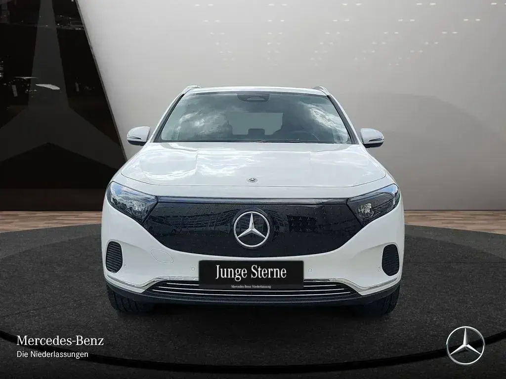 Używany Mercedes EQA250+ Advanced 139 kW (190 KM) 2025 Biały SUV